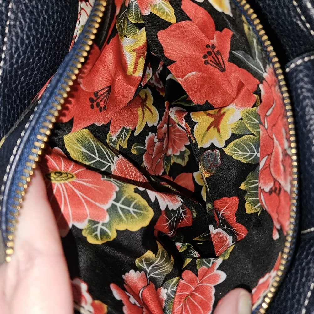 MAXX NY Nylon Navy & Leather Trim Shouler Bag Purse